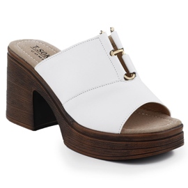 Women's leather flip flops on the White Post T.Sokolski L25-13