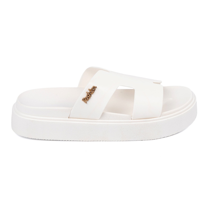 Seastar Women's white flip flops on the platform
