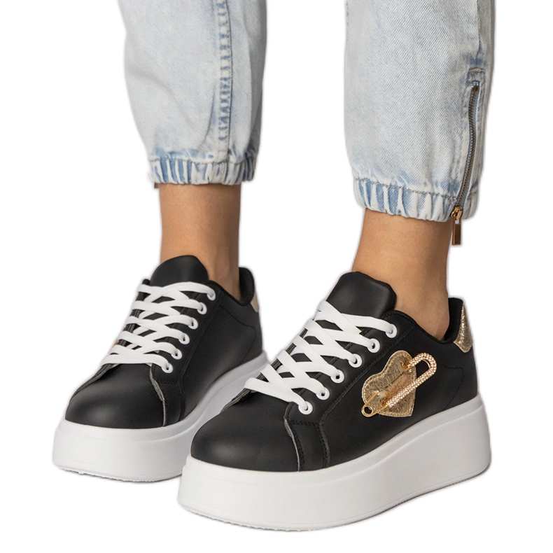 Black Sneakers with heart and safety pin Lerisol Black Sneakers with heart and safety pin Lerisol