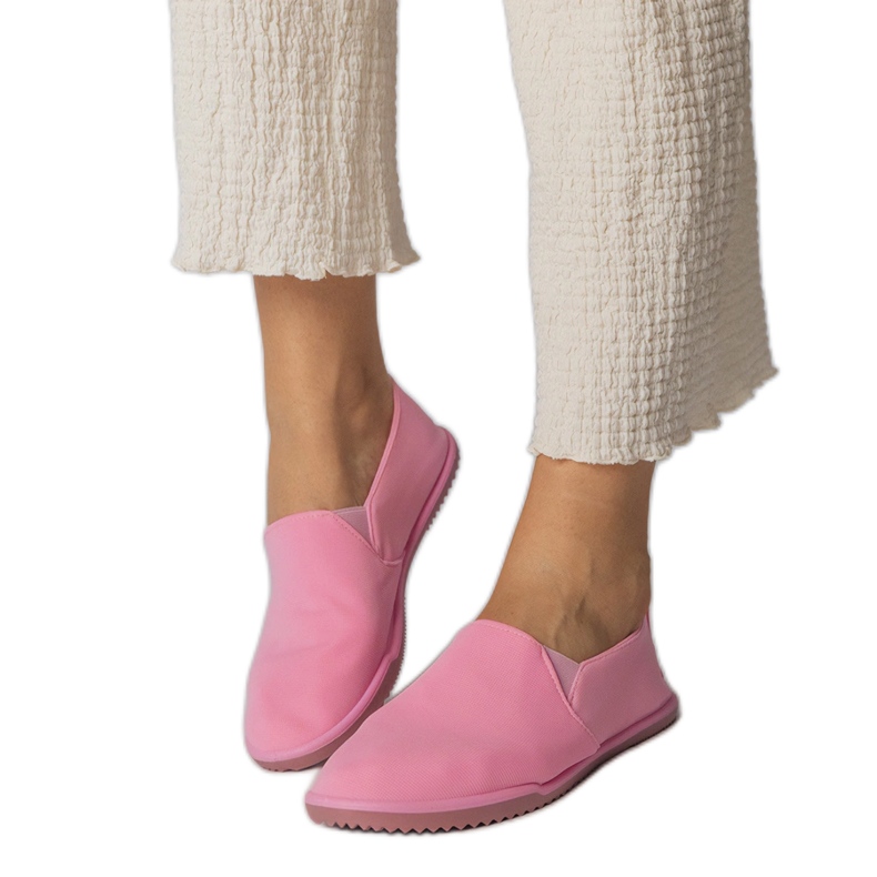 Pink women's slip -up sneakers