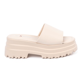 Seastar Slippers on the light beige platform