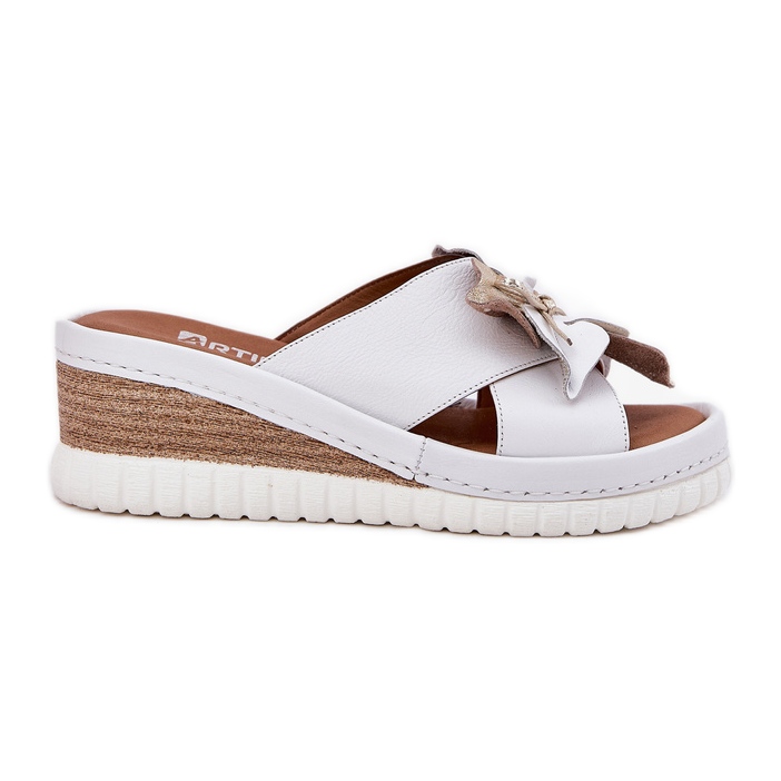 Women's leather wedges with decorative flower Artiker 52C0537 white