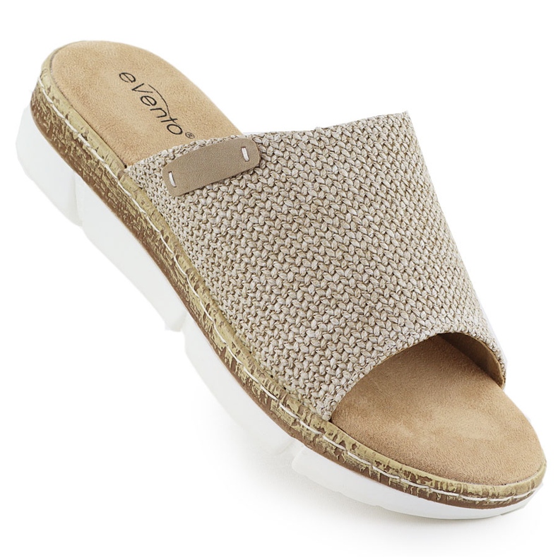 Women's flip flops on the elevation of beige Evento 8832