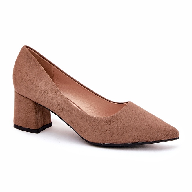 Women's pumps with pointed toes on the khaki post