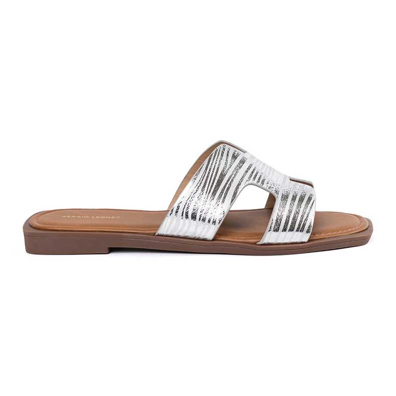 Sergio Leone Silver flip flops with a square toe