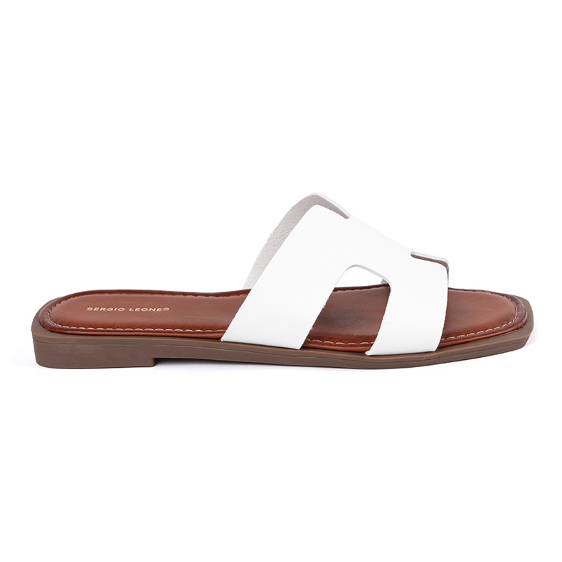 Sergio Leone White flip flops with a square toe