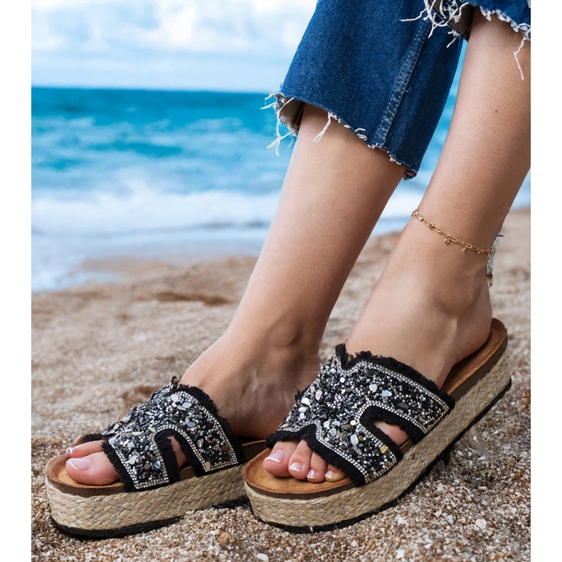 Black espadrilles with zircons and pebbles