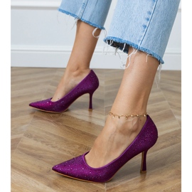 Violet satin pumps with zircons purple