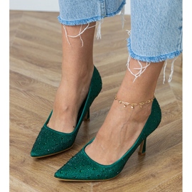 Green satin pumps with zircons