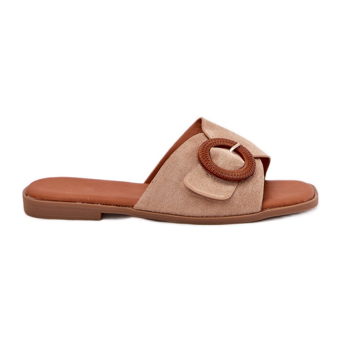 Flat -heeled women's flip flops with a beige clamp