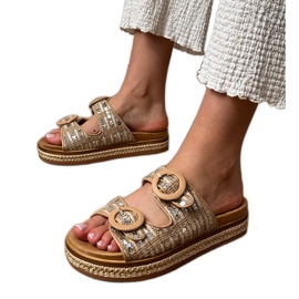Beige braided flaps with sequins on stripes Beige braided flaps with sequins on stripes