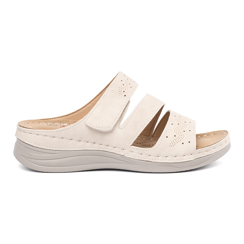Seastar Lightweight light flip flops on a low wedge beige