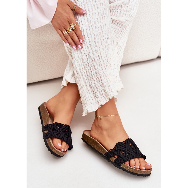 Women's flip flops on the cork platform black