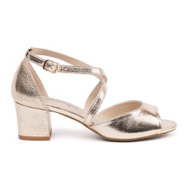 Goodin Gold sandals on a low post golden Goodin Gold sandals on a low post golden