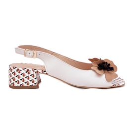 Women's leather sandals on a block with a decorative flower Laura Messi 2973 white Women's leather sandals on a block with a decorative flower Laura Messi 2973 white
