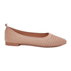 Dark -colored women's material ballerinas beige