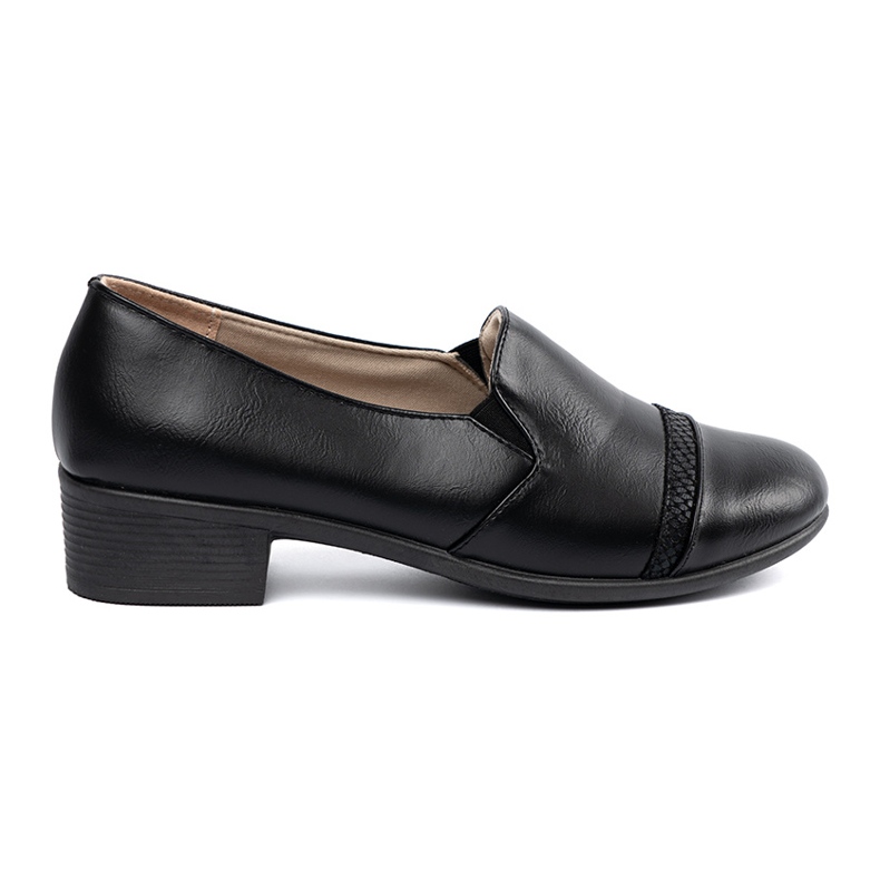Black women's low -heeled shoes