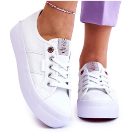Women's sneakers on the Cross Jeans LL2R4040 platform white