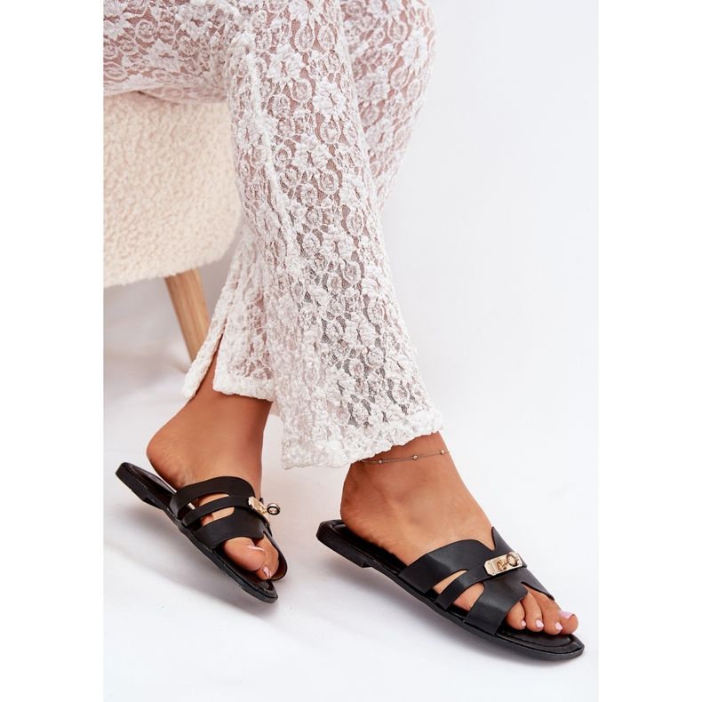 Boto Flat women's flip flops with a strap and golden detail Black Kerenza