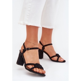 Boto Women's sandals on the Black Mavira post