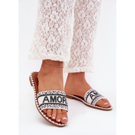 Boto Flat -heeled women's flip flops with AVELINA AVELINA decoration white