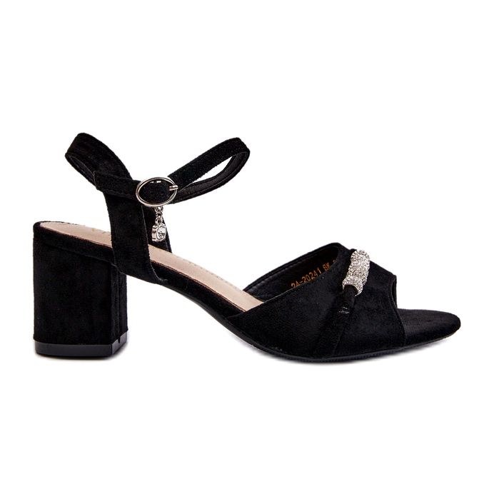 Vinceza Women's eco-part sandals on the post with black decorations