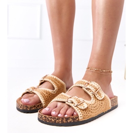 Brown crochet flaps on the Lavreta cork sole Brown crochet flaps on the Lavreta cork sole