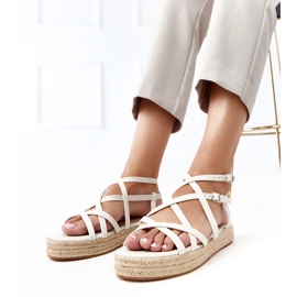 Beige espadrile sandals on the Verata platform