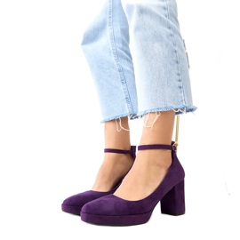 Purple pumps on the massive barola post