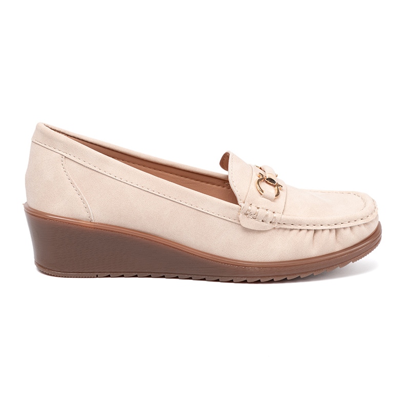 Shelvt Beige wedge moccasins with a decorative chain