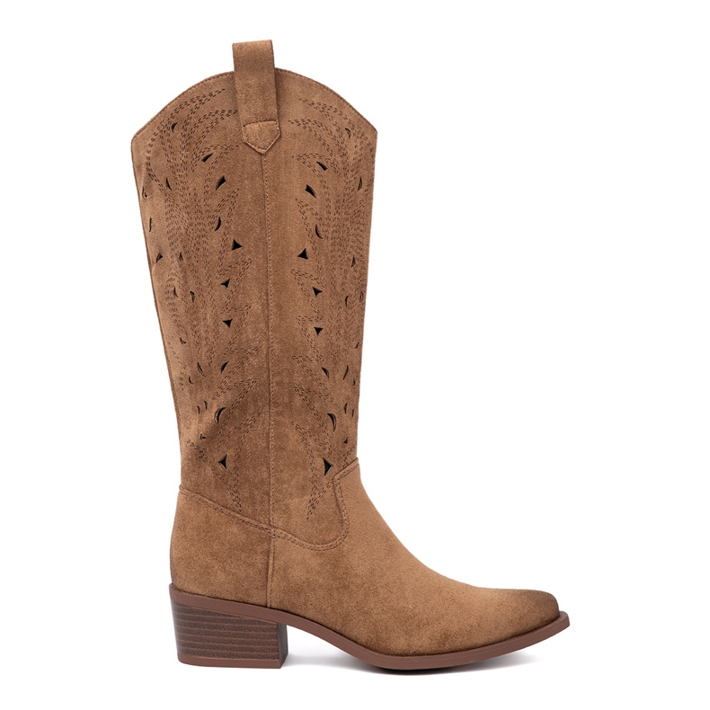 Seastar Openwork boots in front of the knee brown