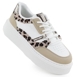 Sports shoes on the ZZ Platform with leopard print Big Star SS274357 white Sports shoes on the ZZ Platform with leopard print Big Star SS274357 white