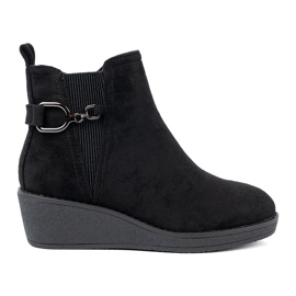 Shelvt Black suede boots with a flexible insertion Shelvt Black suede boots with a flexible insertion