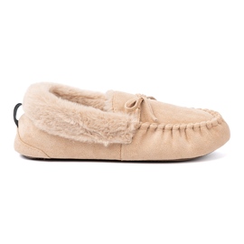 Shelvt Warm beige slippers such as loafers with a bow