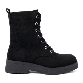 Shelvt Comfortable black workers on a flat sole