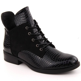 Vinceza Vincez boots in 16477 Jan348a black