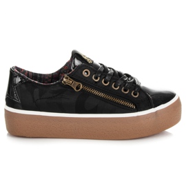 Kylie Lacquered Sneakers black