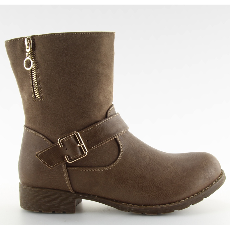Boots with a B305 Khaki buckle