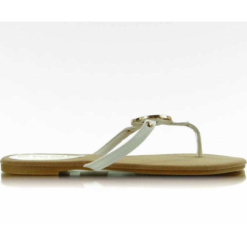 Flip-flops with IR-82 studs white
