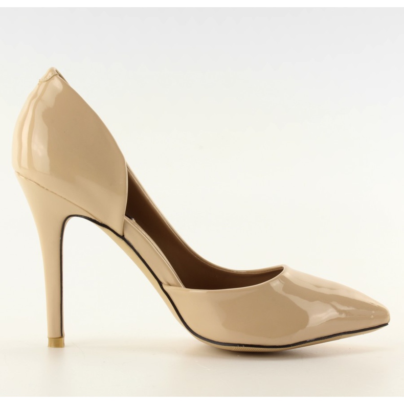 Asymmetrical pumps U383 Beige nude