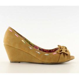 Pumps wedges 77-79 camel brown