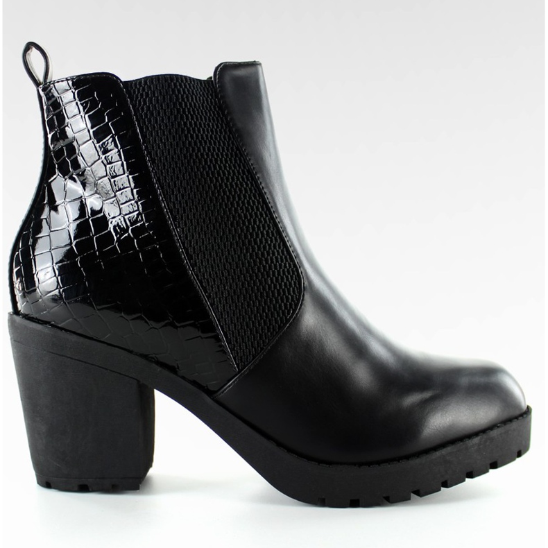 Boots with lacquered back 99-82 Black