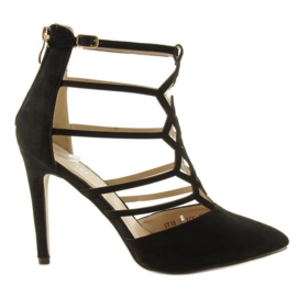 Sensual pumps on the SY18 black heel