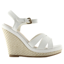 Comfortable wedge sandals G318 white