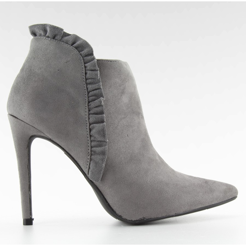 Boots on a high heel with a frill c71p gray grey