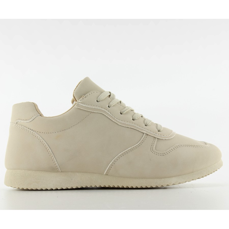 NB135p Beige sports shoes