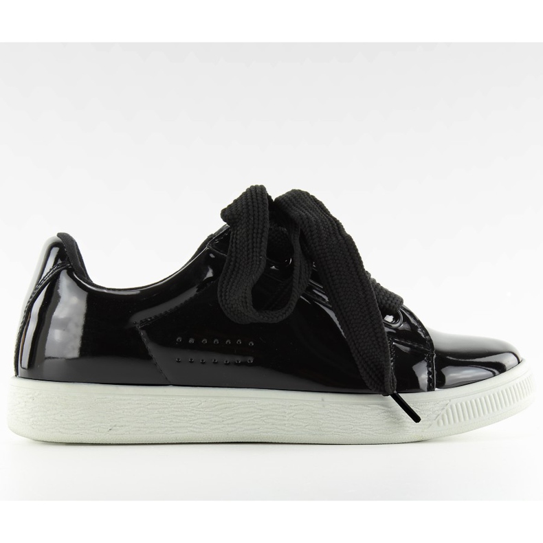 White sneakers zy-7a733 black White sneakers zy-7a733 black