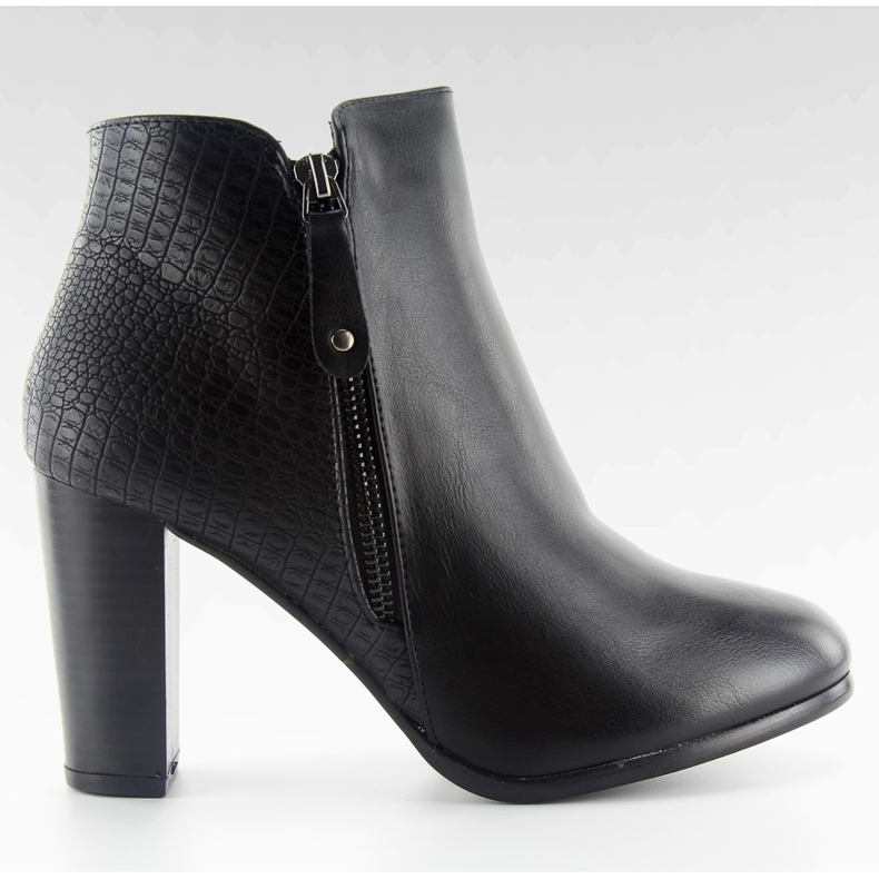 High-heeled boots f815 black High-heeled boots f815 black
