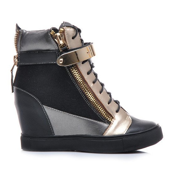 Effective Sneakers, Sneakers black