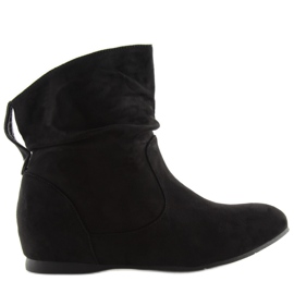Black PE100 black sash boots